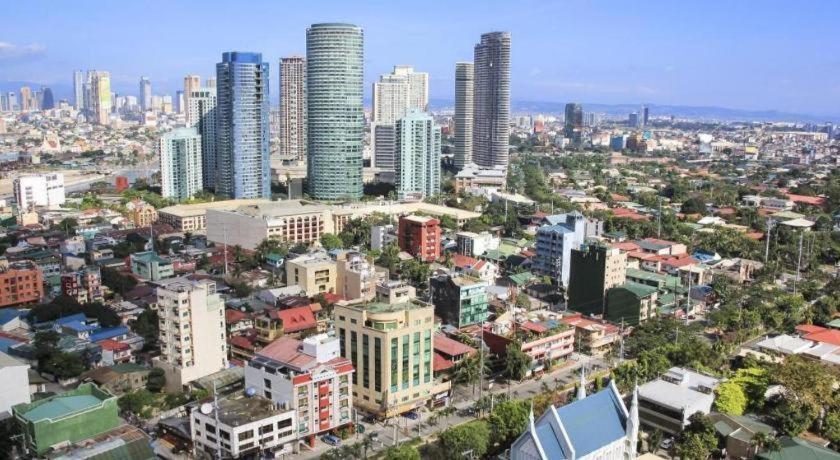 Lancaster Hotel Manila Mandaluyong Bagian luar foto