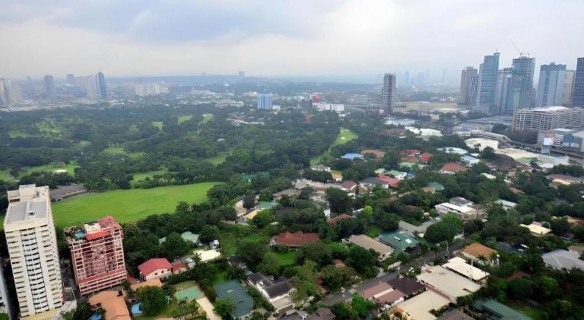 Lancaster Hotel Manila Mandaluyong Bagian luar foto